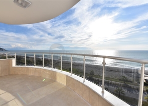 اطلالة بحرية - شقة غرفتين وصالة - ضمن مجمع اول صف على البحر - في مهموتلار / الانيا 