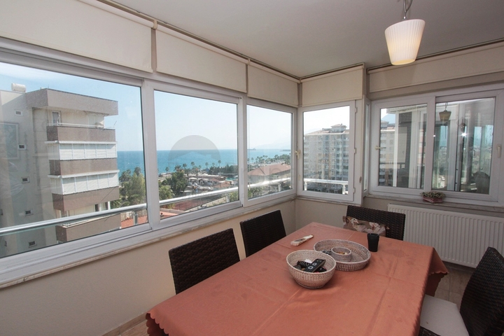 3 + 1 شقة مطلة على البحر في كونيالتي أنطاليا 100 م إلى الشواطئ