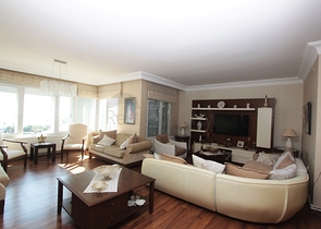 3 + 1 شقة مطلة على البحر في كونيالتي أنطاليا 100 م إلى الشواطئ