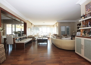 3 + 1 شقة مطلة على البحر في كونيالتي أنطاليا 100 م إلى الشواطئ