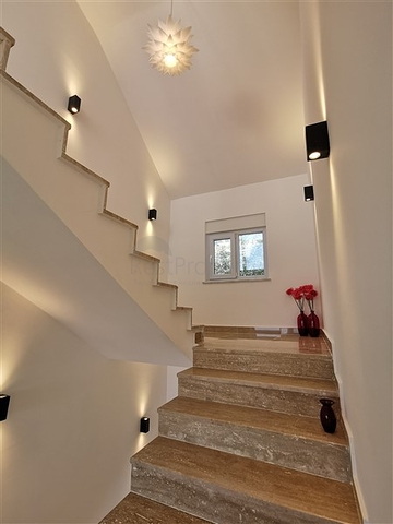 فيلا فاخرة - اطلالة بحر - مسبح خاص - في كارجي جاك / الانيا 