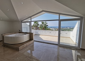 فيلا فاخرة - اطلالة بحر - مسبح خاص - في كارجي جاك / الانيا 