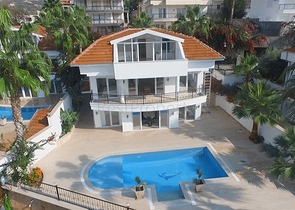 فيلا فاخرة - اطلالة بحر - مسبح خاص - في كارجي جاك / الانيا 