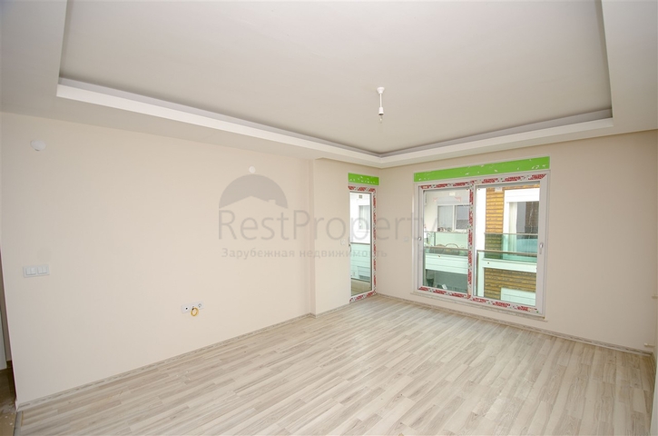 شقة دوبلكس 3 + 1 ضمن مجمع 