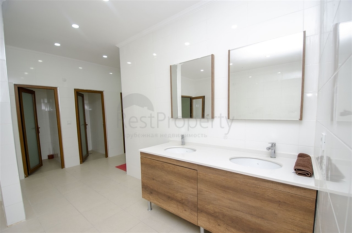 شقة دوبلكس 3 + 1 ضمن مجمع 