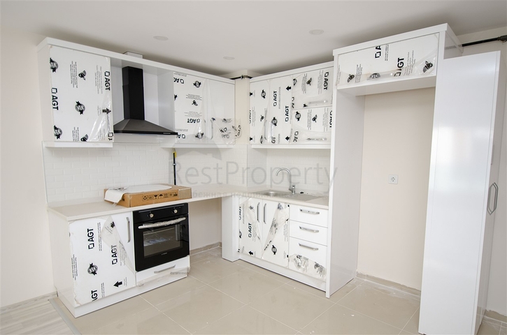 شقة دوبلكس 3 + 1 ضمن مجمع 