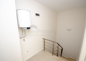 شقة دوبلكس 3 + 1 ضمن مجمع 