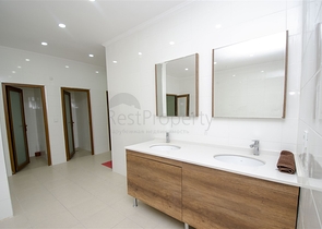 شقة دوبلكس 3 + 1 ضمن مجمع 