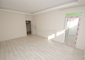 شقة دوبلكس 3 + 1 ضمن مجمع 