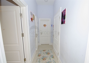 فيلا 5 + 1 مع حديقة خاصة في مجمع دشمألتي أنطاليا