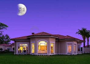 فيلا 5 + 1 مع حديقة خاصة في مجمع دشمألتي أنطاليا