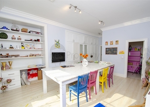 فيلا 5 + 1 مع حديقة خاصة في مجمع دشمألتي أنطاليا