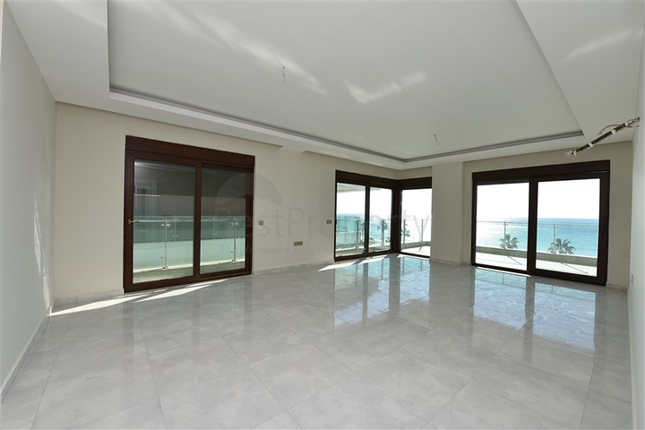 اطلالة بحر مباشرة - دوبلكس فاخرة 6 غرف نوم - في كاستل / الانيا 