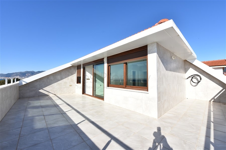 اطلالة بحر مباشرة - دوبلكس فاخرة 6 غرف نوم - في كاستل / الانيا 