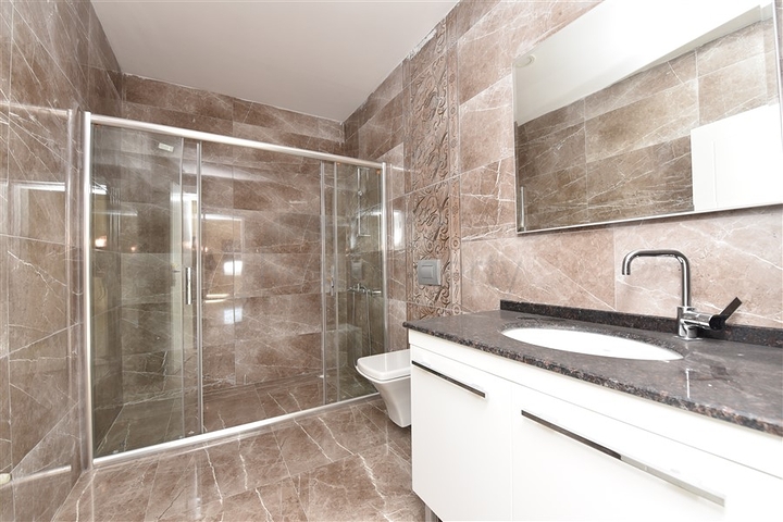 اطلالة بحر مباشرة - دوبلكس فاخرة 6 غرف نوم - في كاستل / الانيا 