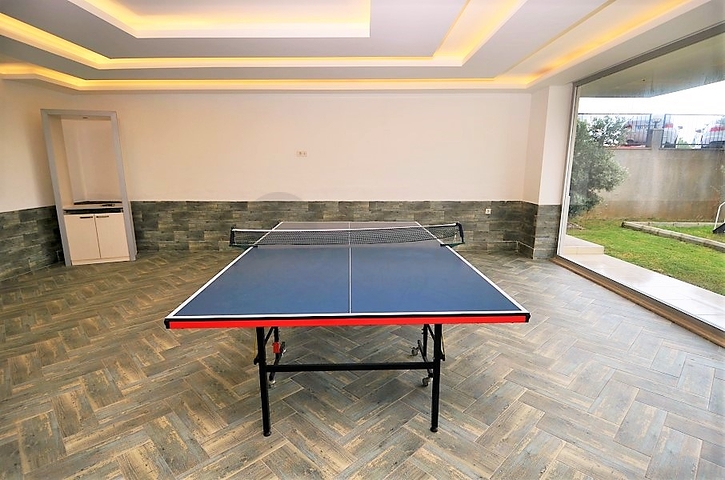 اطلالة بحر مباشرة - دوبلكس فاخرة 6 غرف نوم - في كاستل / الانيا 