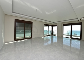 اطلالة بحر مباشرة - دوبلكس فاخرة 6 غرف نوم - في كاستل / الانيا 