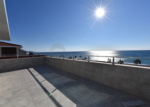 اطلالة بحر مباشرة - دوبلكس فاخرة 6 غرف نوم - في كاستل / الانيا 