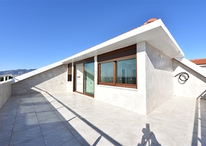 اطلالة بحر مباشرة - دوبلكس فاخرة 6 غرف نوم - في كاستل / الانيا 