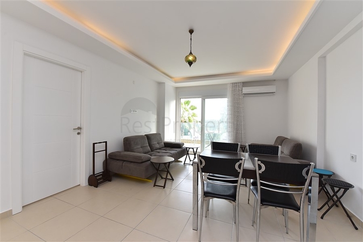 شقة غرفة وصالة - مفروشة - ضمن مجمع 5 نجوم - في منطقة افسلار / الانيا 