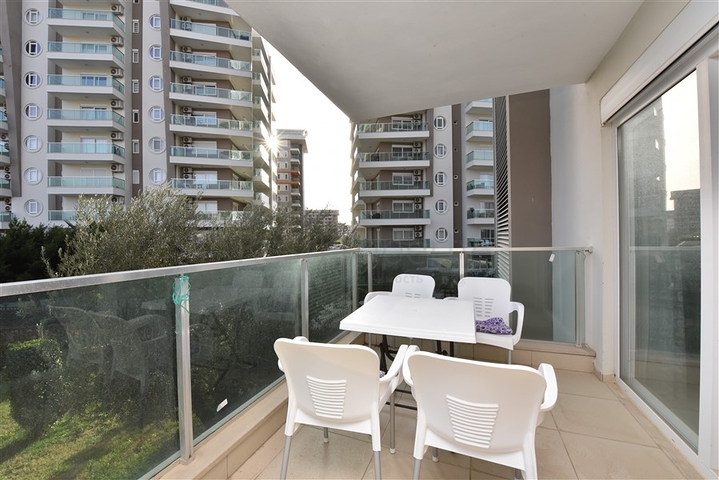 شقة غرفة وصالة - مفروشة - ضمن مجمع 5 نجوم - في منطقة افسلار / الانيا 