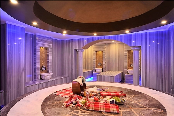 شقة غرفة وصالة - مفروشة - ضمن مجمع 5 نجوم - في منطقة افسلار / الانيا 