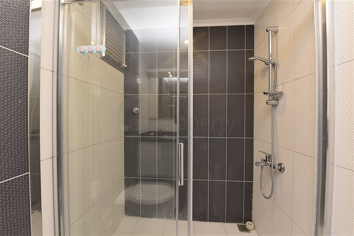 شقة غرفة وصالة - مفروشة - ضمن مجمع 5 نجوم - في منطقة افسلار / الانيا 