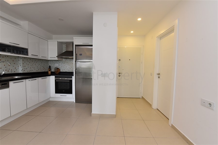 شقة غرفة وصالة - مفروشة - ضمن مجمع 5 نجوم - في منطقة افسلار / الانيا 