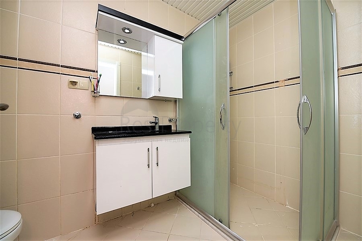 شقة مفروشة - تصميم 2 غرفة وصالة - في توسمور / الانيا 