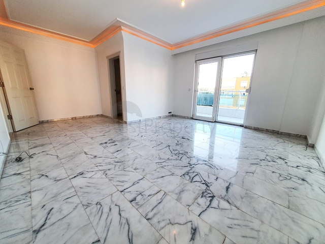 اطلالة بحر ونهر - شقة عائلية واسعة ضمن مجمع مميز - توسمور / الانيا 