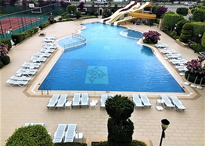 اطلالة بحر ونهر - شقة عائلية واسعة ضمن مجمع مميز - توسمور / الانيا 