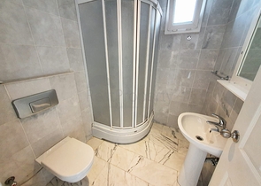 اطلالة بحر ونهر - شقة عائلية واسعة ضمن مجمع مميز - توسمور / الانيا 