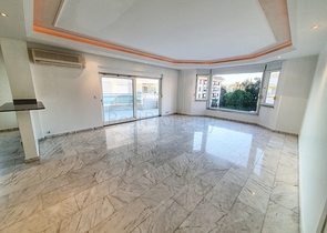 اطلالة بحر ونهر - شقة عائلية واسعة ضمن مجمع مميز - توسمور / الانيا 