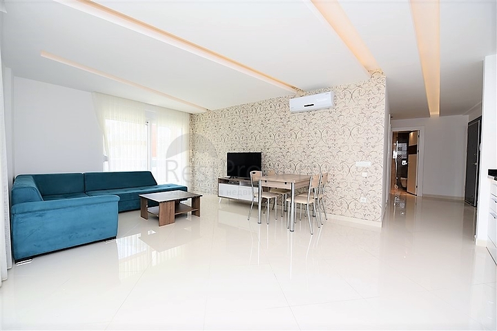 مركز الانيا - مجمع 5 نجوم -شقة غرفتين وصالة 