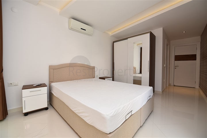 مركز الانيا - مجمع 5 نجوم -شقة غرفتين وصالة 