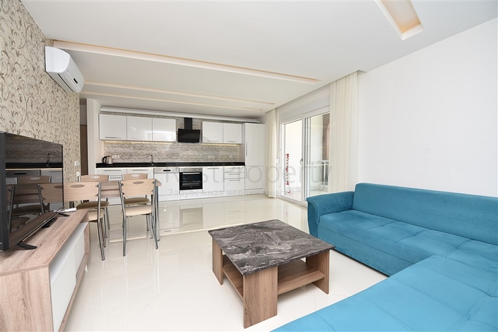 مركز الانيا - مجمع 5 نجوم -شقة غرفتين وصالة 