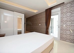 مركز الانيا - مجمع 5 نجوم -شقة غرفتين وصالة 