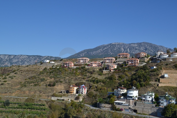 اطلالة بحرية - ارض للبيع في مدينة الانيا  