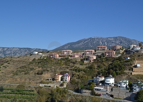 اطلالة بحرية - ارض للبيع في مدينة الانيا  