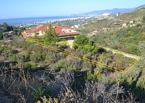 اطلالة بحرية - ارض للبيع في مدينة الانيا  