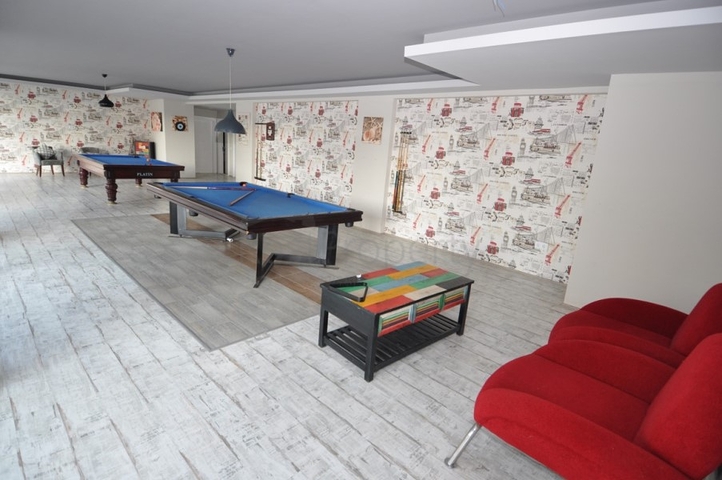 مجمع خمس نجوم - شقة تصميم غرفة وصالة - في منطقة كاستل / الانيا 