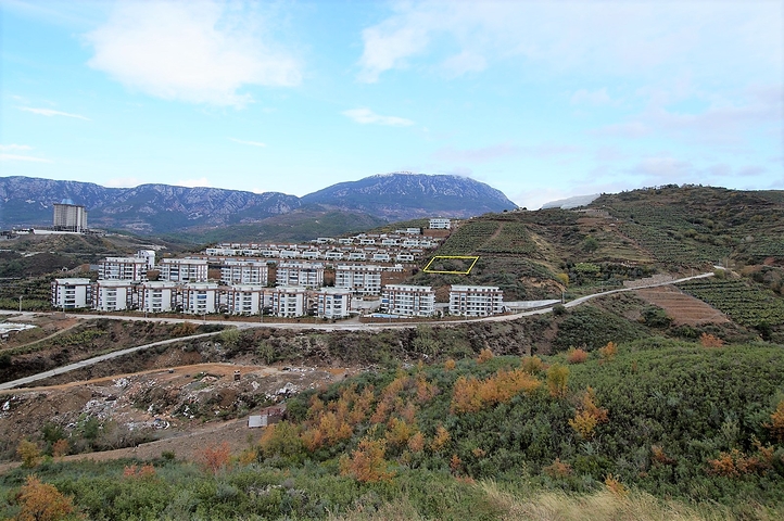 قطعة ارض مناسبة لبناء فيلا احلامكم - اطلالة بحر - في كارجي جاك / الانيا 