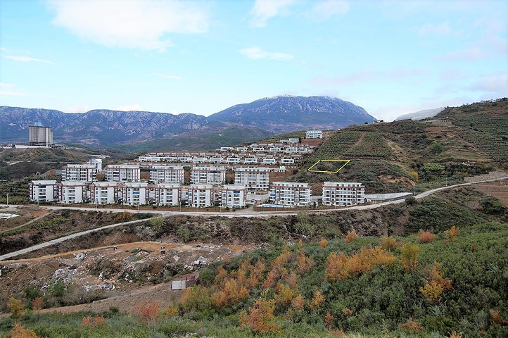 قطعة ارض مناسبة لبناء فيلا احلامكم - اطلالة بحر - في كارجي جاك / الانيا 