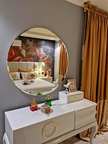 قمة الفخامة - فيلا الاحلام - اطلالة بحر وقلعة - في الانيا 