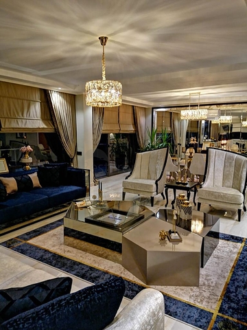 قمة الفخامة - فيلا الاحلام - اطلالة بحر وقلعة - في الانيا 