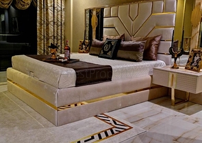 قمة الفخامة - فيلا الاحلام - اطلالة بحر وقلعة - في الانيا 