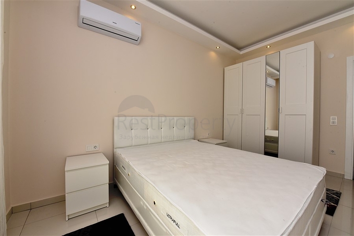 مجمع خمس نجوم - شقة فاخرة من تصميم غرفة وصالة - في الانيا 