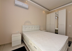 مجمع خمس نجوم - شقة فاخرة من تصميم غرفة وصالة - في الانيا 