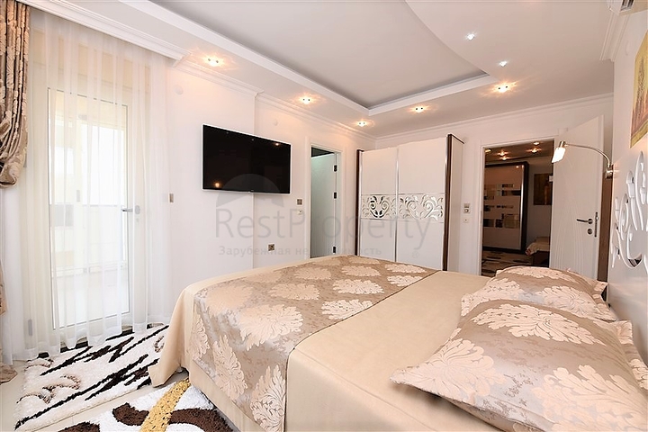 شقة فاخرة - مجمع خمس نجوم - في الانيا 