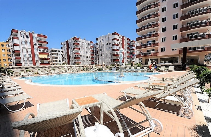 شقة فاخرة - مجمع خمس نجوم - في الانيا 